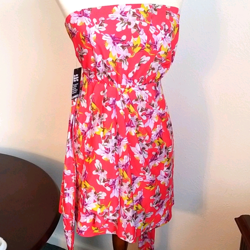 Express FLORAL Strapless Dress